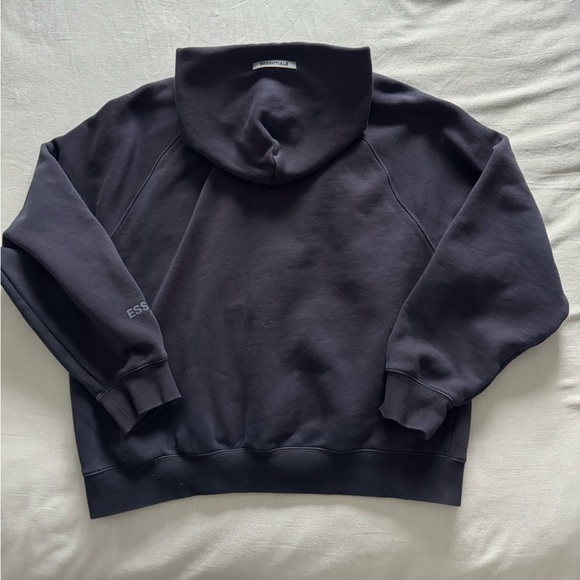 Essentials hoodie - Picture 2 of 5